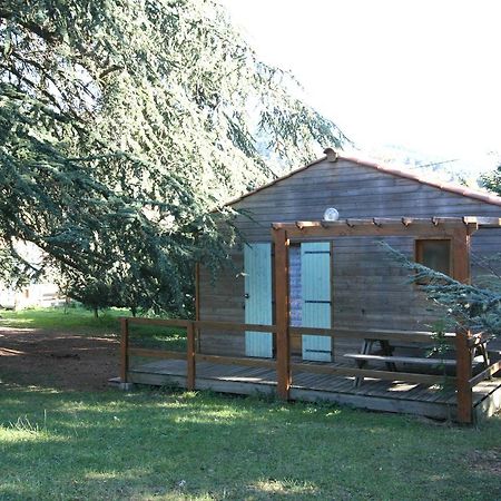 Les Chalets Du Domaine Des Soyeux Saint-Julien-Molin-Molette Eksteriør bilde