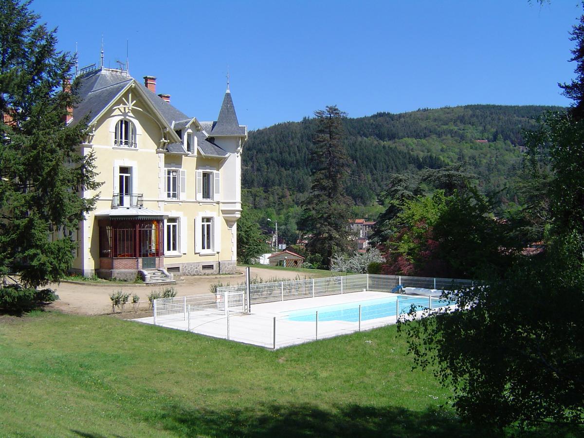 Les Chalets Du Domaine Des Soyeux Saint-Julien-Molin-Molette Eksteriør bilde
